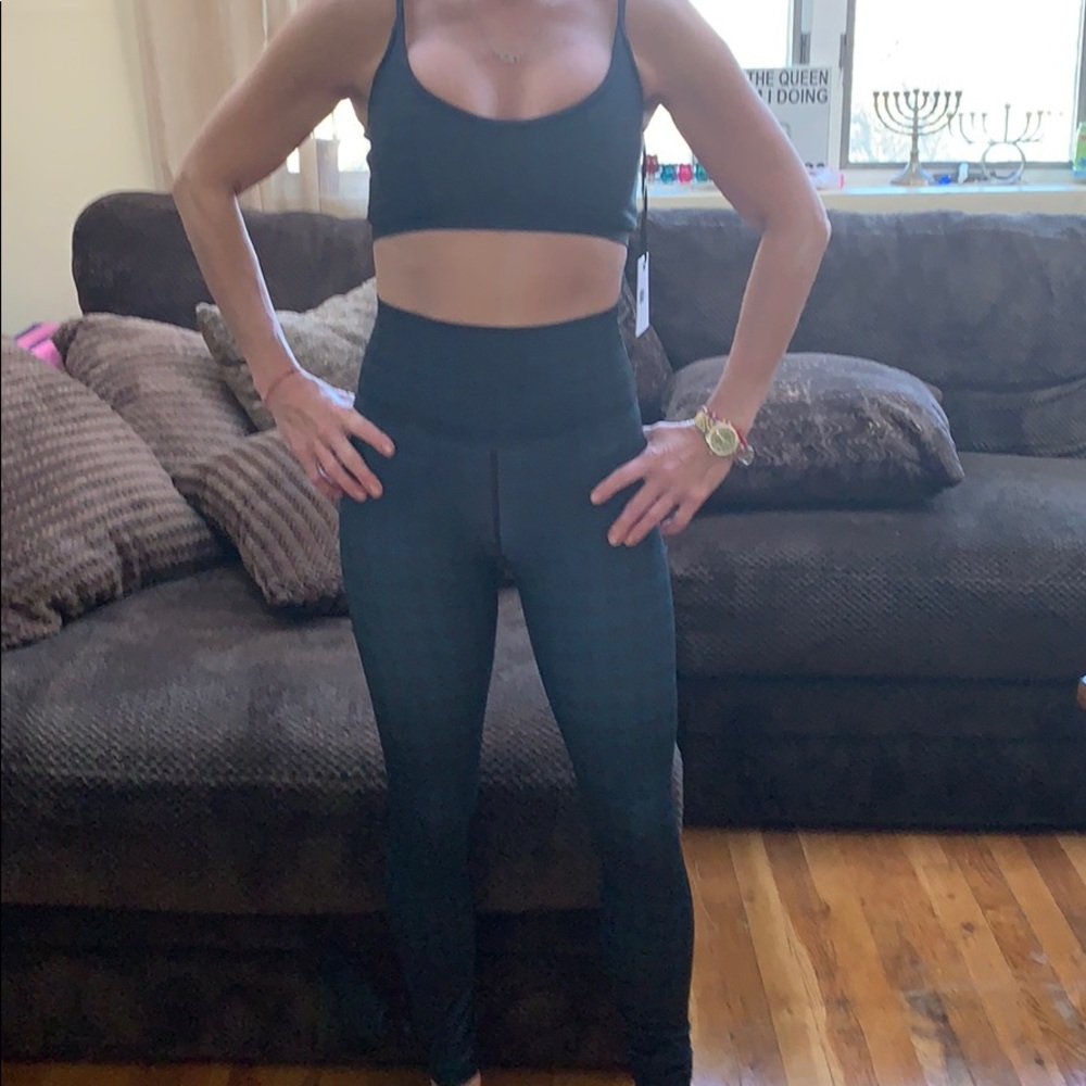 -beachriot green hair and and bone set